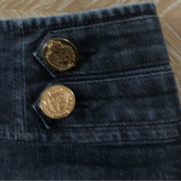 EUC Express Women's Sailor Gold Button dark Blue Jean Skirt Denim Size 10 - Picture 2 of 5
